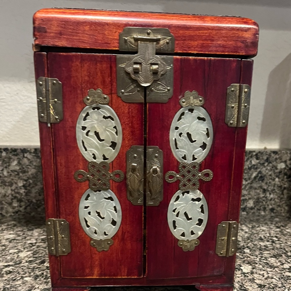 Vintage Jade Jewelry Box